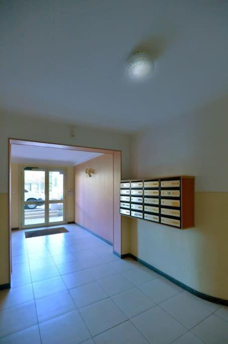 Beau 2P, Tres Equipe, Localisation Parfaite/Ac Apartment Вилафранк-сюр-Мер Екстериор снимка
