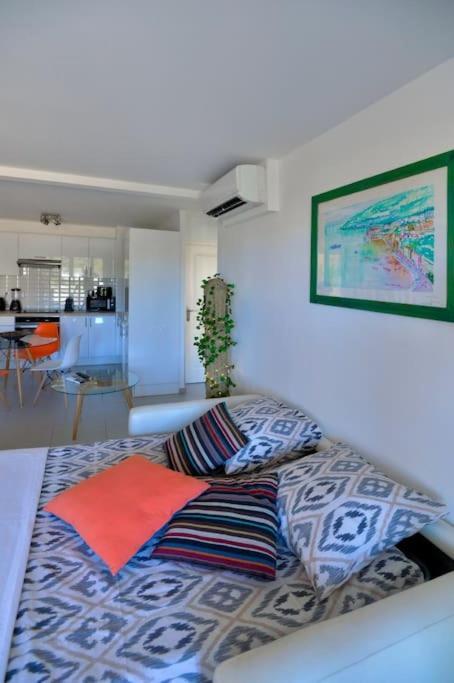 Beau 2P, Tres Equipe, Localisation Parfaite/Ac Apartment Вилафранк-сюр-Мер Екстериор снимка