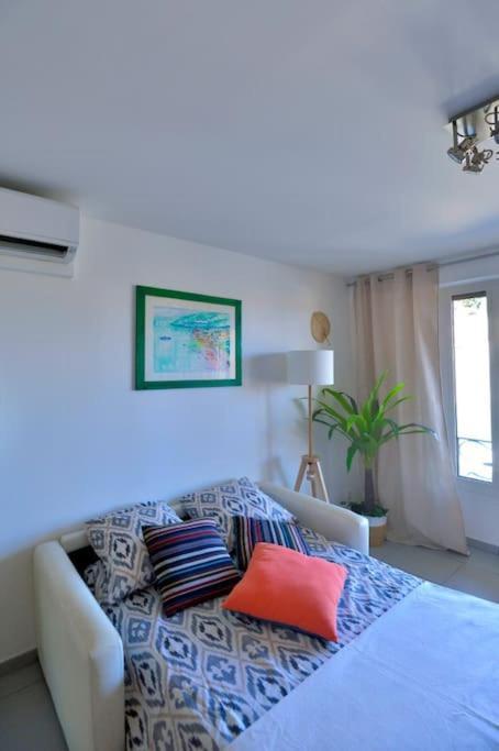 Beau 2P, Tres Equipe, Localisation Parfaite/Ac Apartment Вилафранк-сюр-Мер Екстериор снимка
