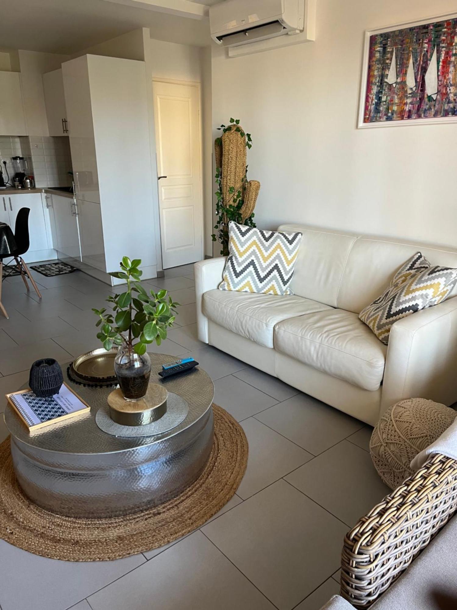 Beau 2P, Tres Equipe, Localisation Parfaite/Ac Apartment Вилафранк-сюр-Мер Екстериор снимка