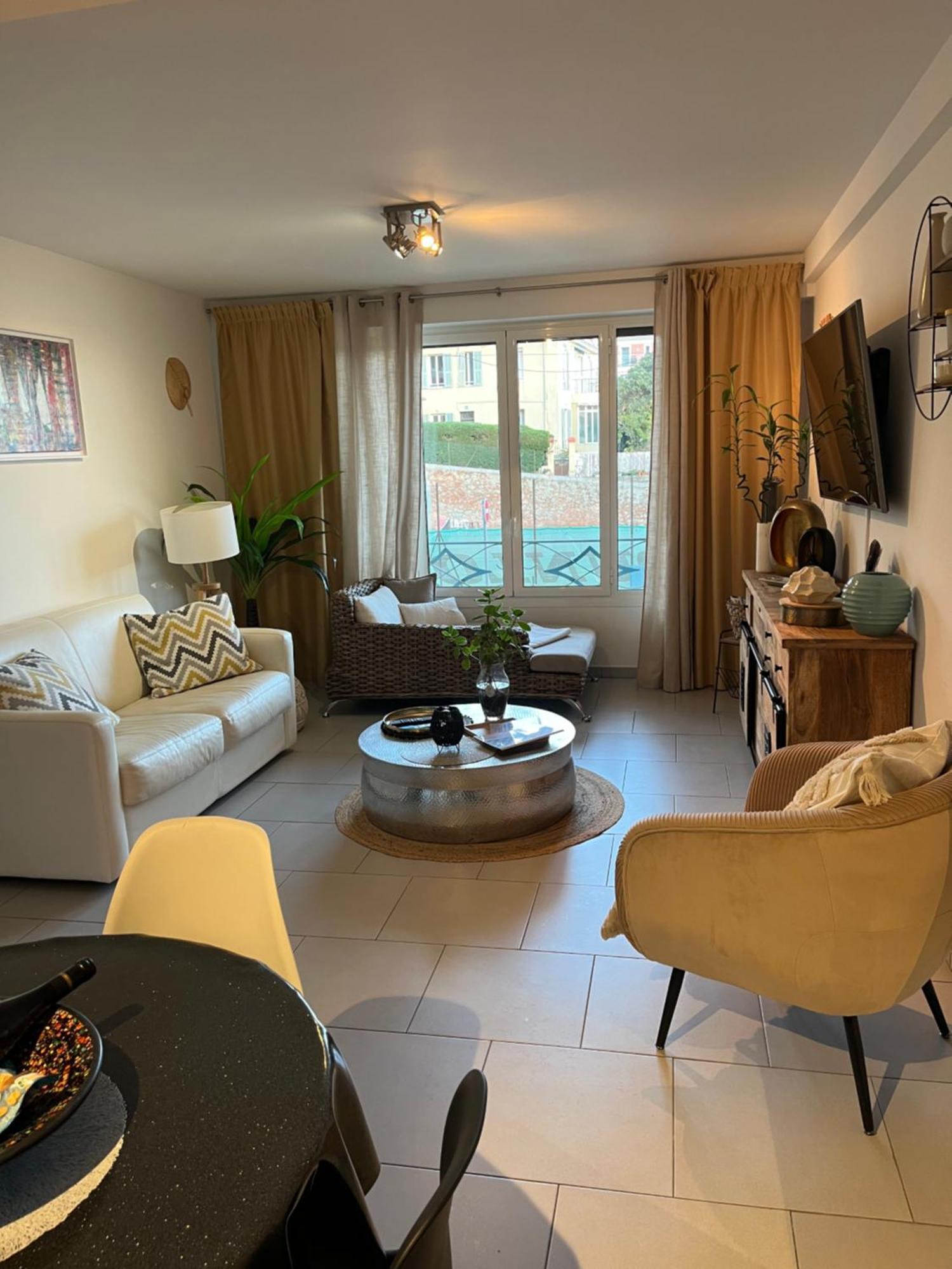 Beau 2P, Tres Equipe, Localisation Parfaite/Ac Apartment Вилафранк-сюр-Мер Екстериор снимка